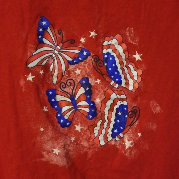 Womans shirt - Picture 2 of 4